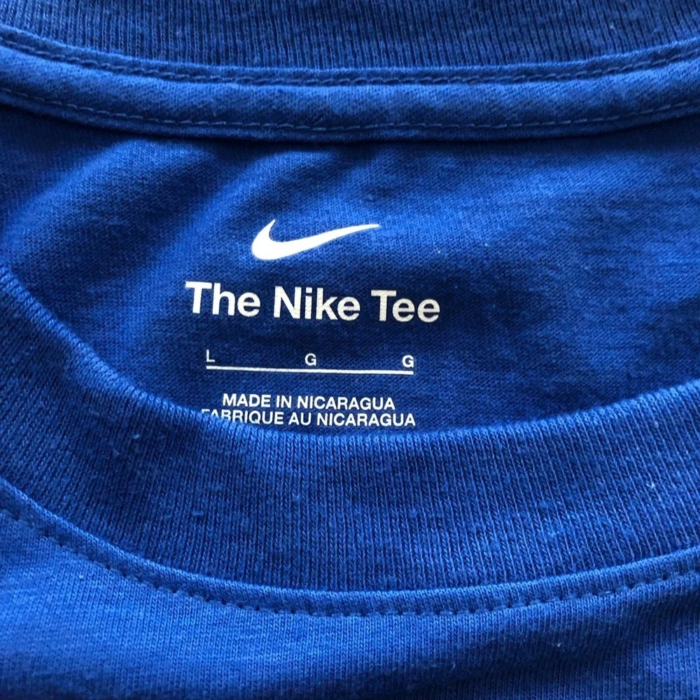 Nike USWNT Team USA Soccer Graphic Tee Royal Blue Women’s Large NWT